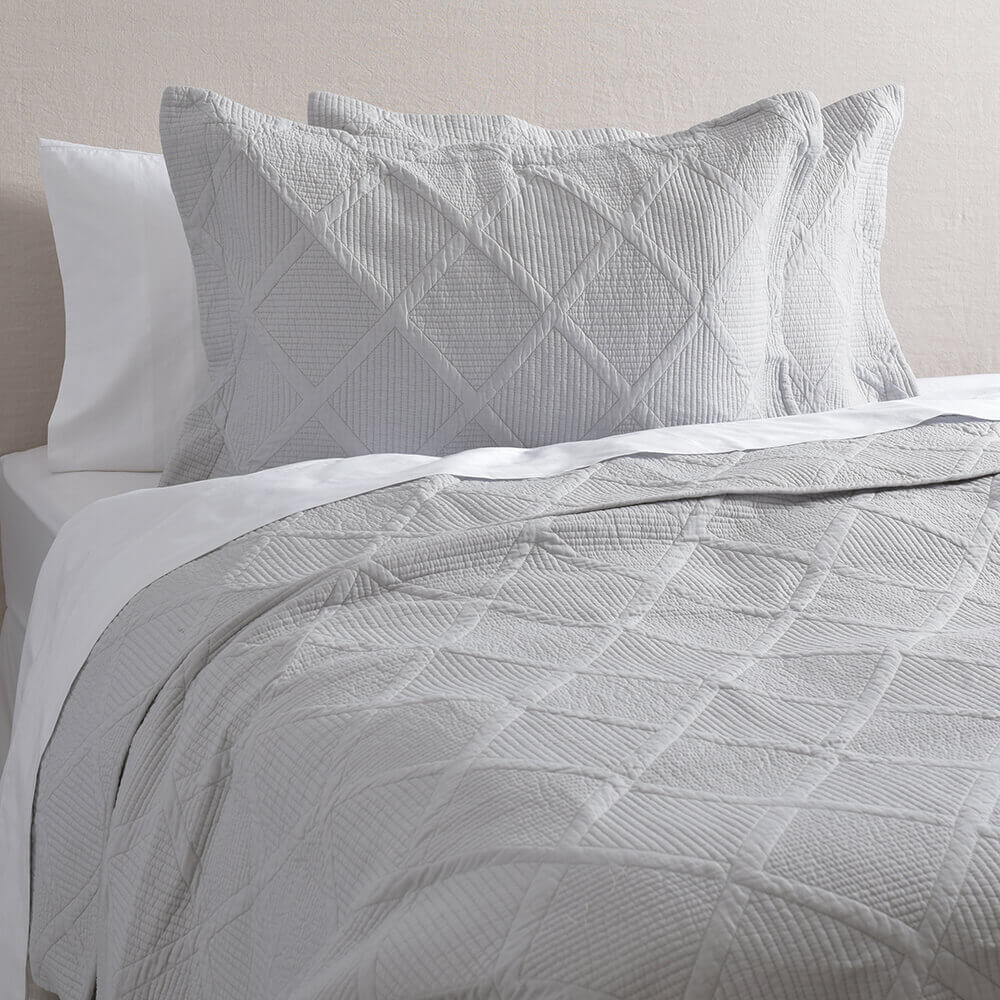 Cubrecama Quilt Rombos 2 Plazas Gris - Image 3